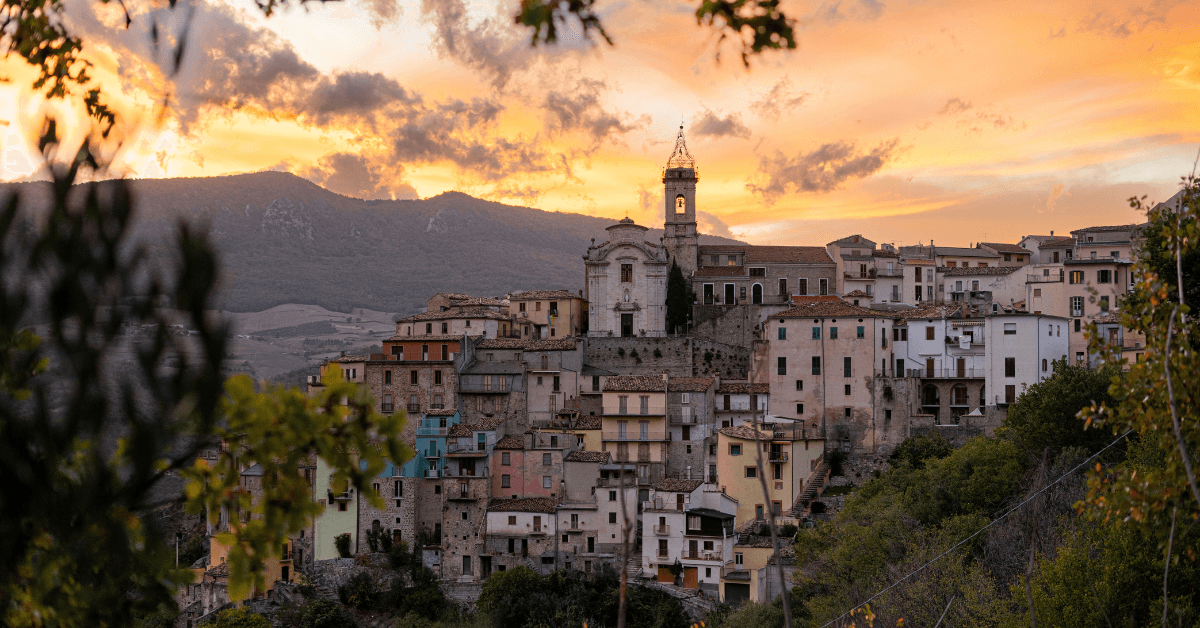 Cosa fare d'estate in Abruzzo 2026: Guida completa e attività