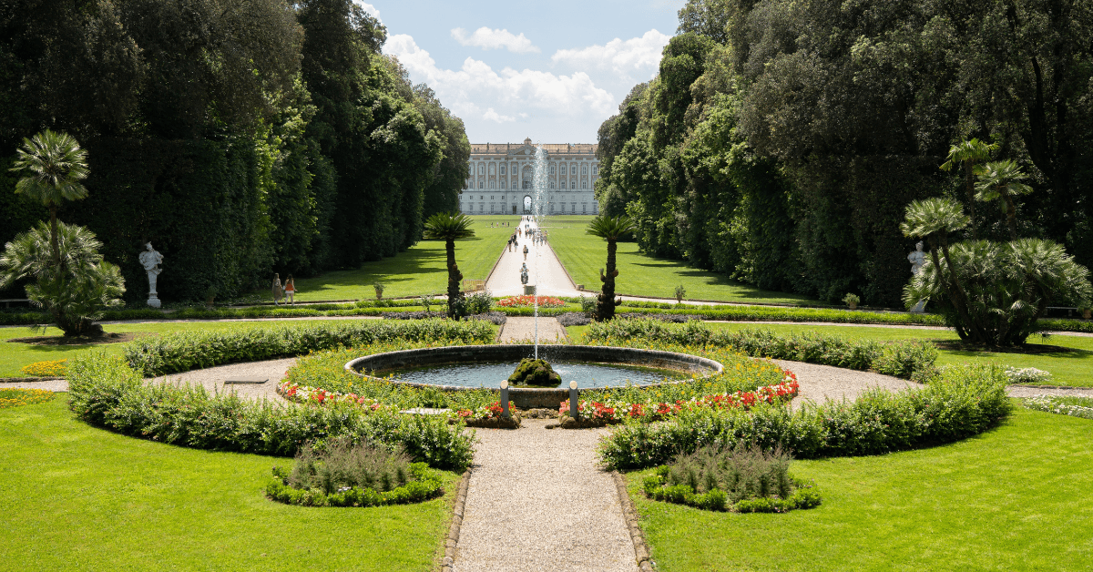 Cosa fare d'estate a Caserta 2026: piscine e relax | Inpiscina.it