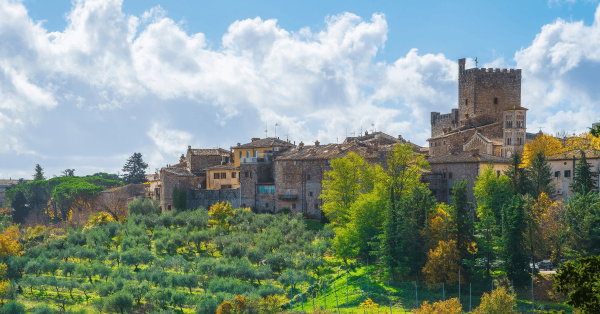 Cosa fare a Castellina in Chianti con il caldo: idee fresche 2026