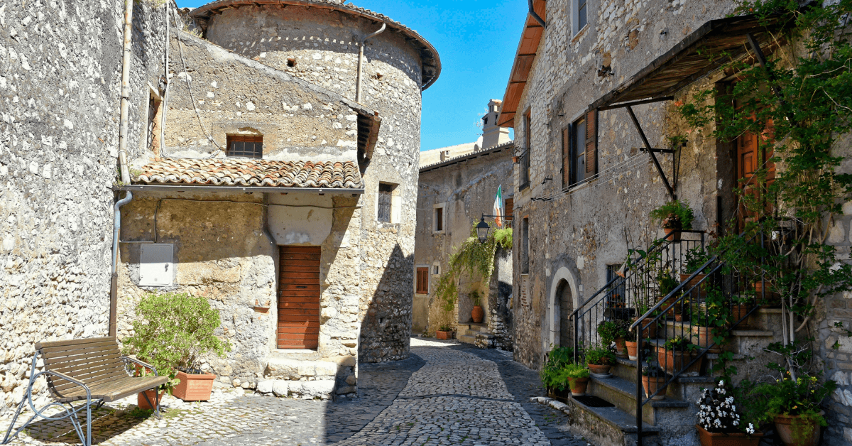 Estate a Latina 2026: Guida Completa per Divertimento e Relax