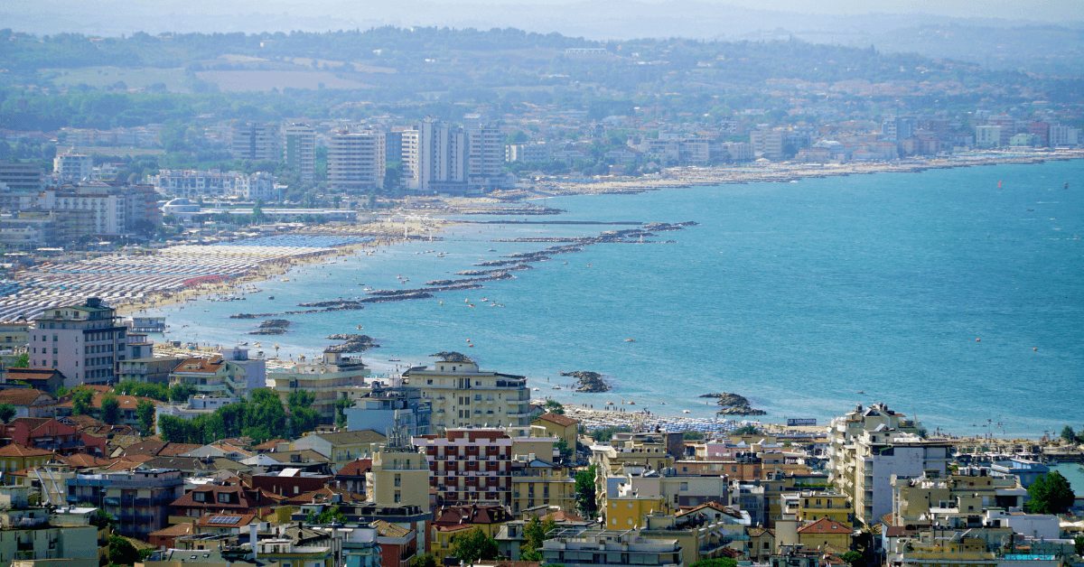 Cosa fare con il caldo a Riccione: idee fresche | inpiscina.it