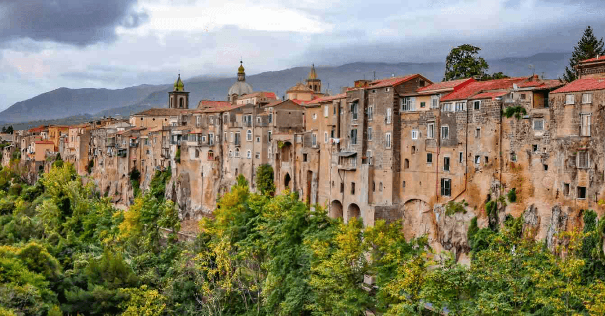Cosa fare a Sant'Agata de' Goti con il caldo? Idee fresche 2026